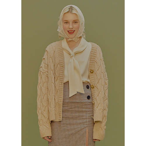 cable knit cardigan (beige)